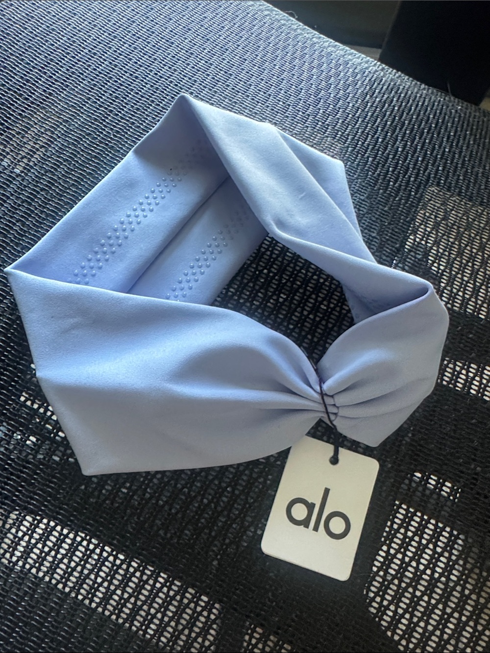 ALO Yoga Airlift Headband Light Provence Blue Twist Headband NWT